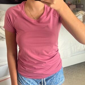 Pink lululemon swiftly tech